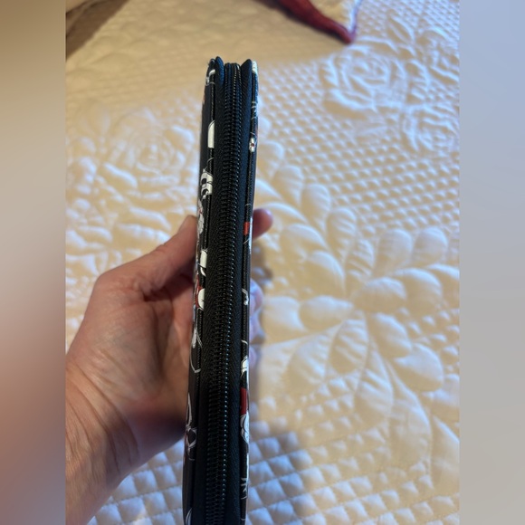 Disney Black and Red Mickey Mouse Zip Around Wallet - Picture 4 of 12